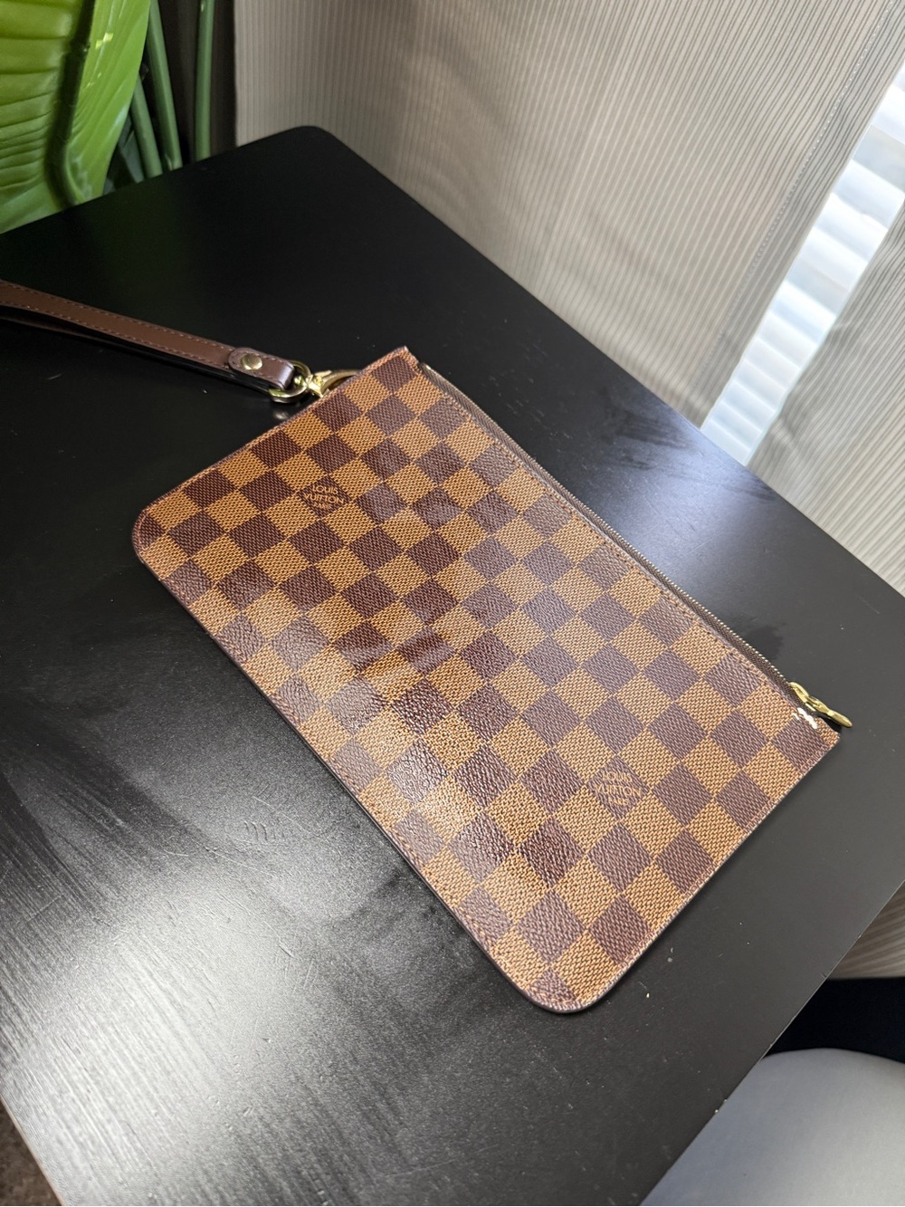 Louis Vuitton Damier Ebene Checker Zip Pouch - Brown & Dark Brown - Picture 4 of 11